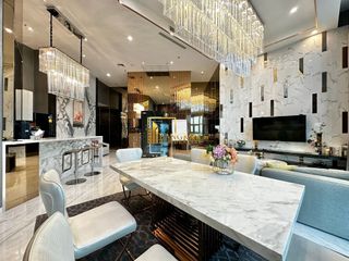 For rent and for sale 2 bedrooms condo in Huai Khwang, Bangkok