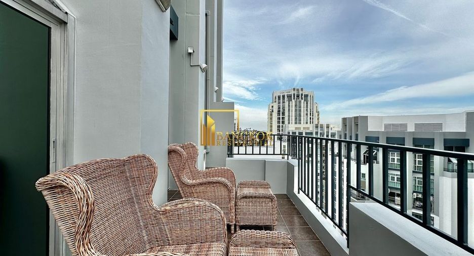 For rent and for sale 2 bedrooms condo in Huai Khwang, Bangkok