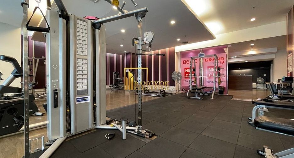 For rent and for sale 2 bedrooms condo in Huai Khwang, Bangkok