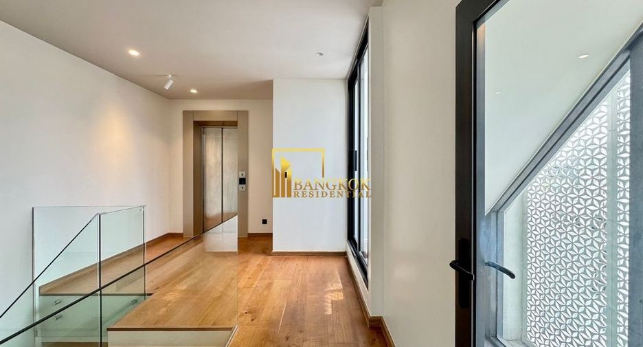 出租 和 出售 3 卧室 联排别墅 在 Watthana, 曼谷
