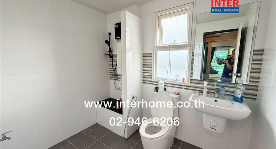 For rent and for sale 3 bedrooms house in Lam Luk Ka, Pathum Thani