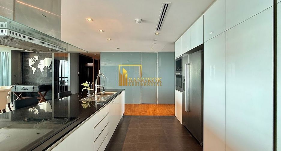 For rent and for sale 3 bedrooms condo in Yan Nawa, Bangkok