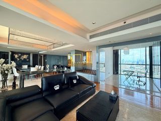 For rent and for sale 3 bedrooms condo in Yan Nawa, Bangkok