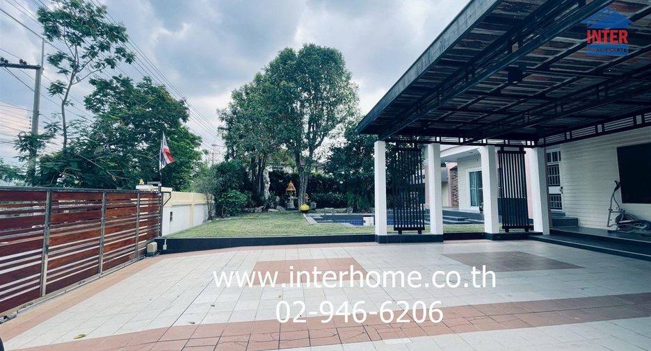 For sale 7 bedrooms house in Mueang Pathum Thani, Pathum Thani