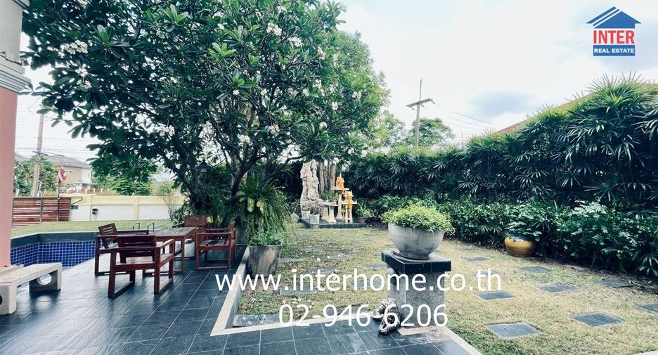 For sale 7 bedrooms house in Mueang Pathum Thani, Pathum Thani