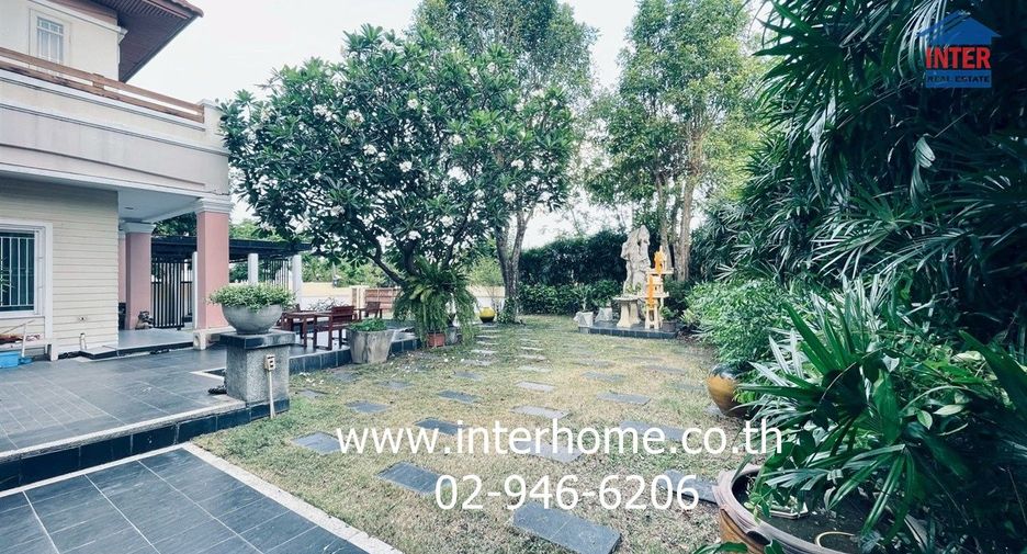 For sale 7 bedrooms house in Mueang Pathum Thani, Pathum Thani