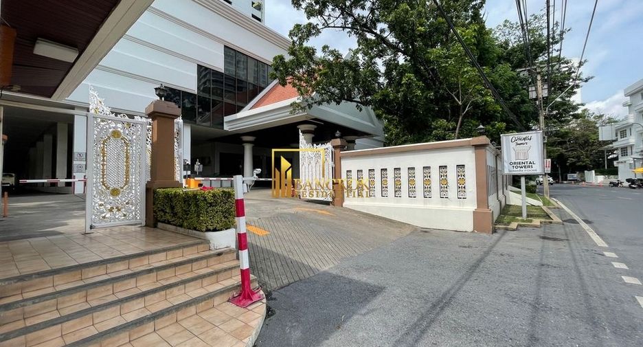 Condo en alquiler y en venta de 4 habitaciones en Watthana, Bangkok