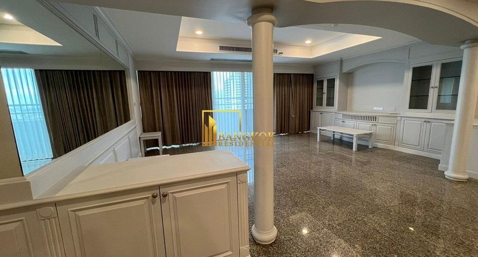 Condo en alquiler y en venta de 4 habitaciones en Watthana, Bangkok