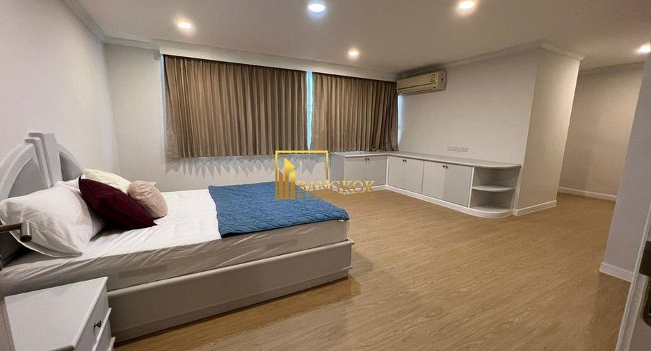 Condo en alquiler y en venta de 4 habitaciones en Watthana, Bangkok