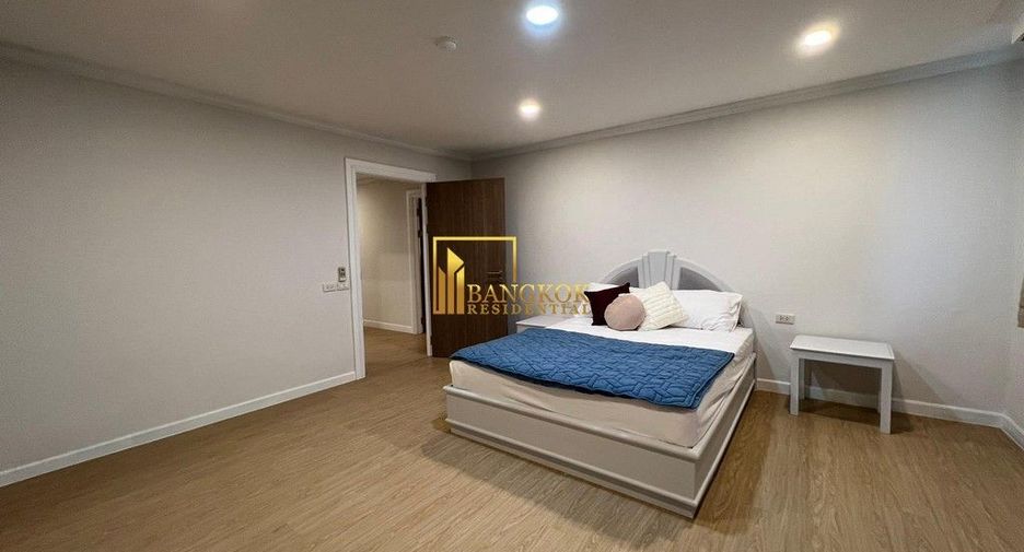 Condo en alquiler y en venta de 4 habitaciones en Watthana, Bangkok