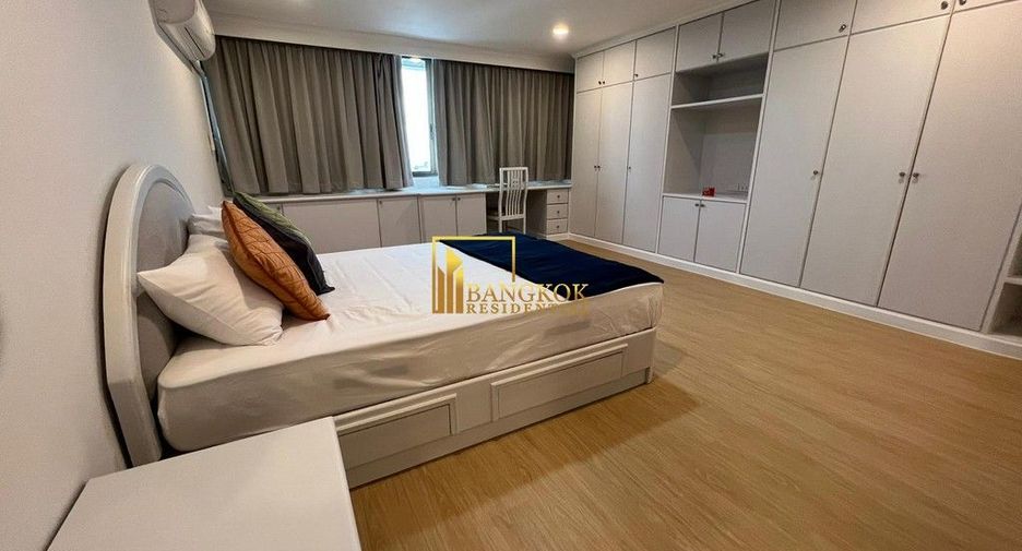 Condo en alquiler y en venta de 4 habitaciones en Watthana, Bangkok