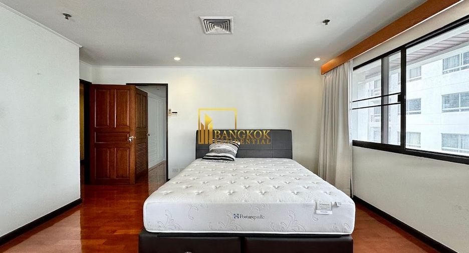 Condo en venta de 4 habitaciones en Khlong Toei, Bangkok