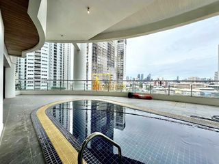 Wohnung zum Kauf mit 4 Zimmer in Khlong Toei, Bangkok