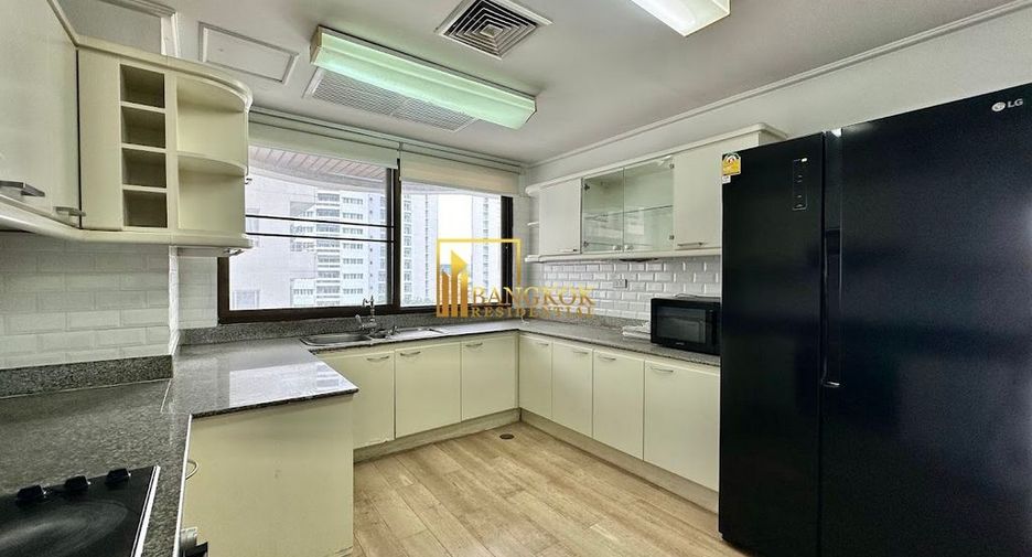 Condo en venta de 4 habitaciones en Khlong Toei, Bangkok
