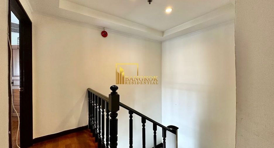 Condo en venta de 4 habitaciones en Khlong Toei, Bangkok