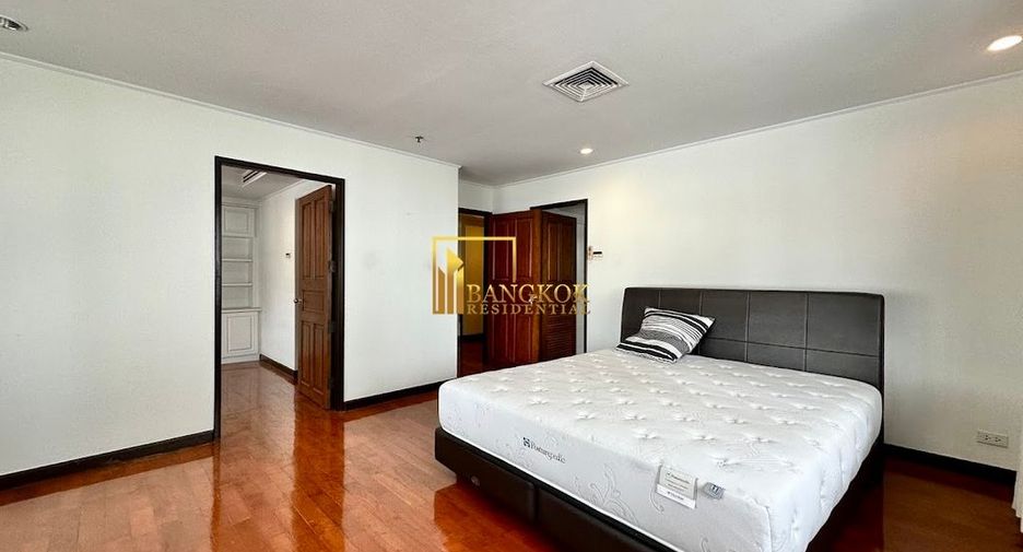 Condo en venta de 4 habitaciones en Khlong Toei, Bangkok