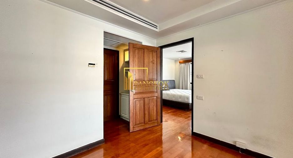 Condo en venta de 4 habitaciones en Khlong Toei, Bangkok