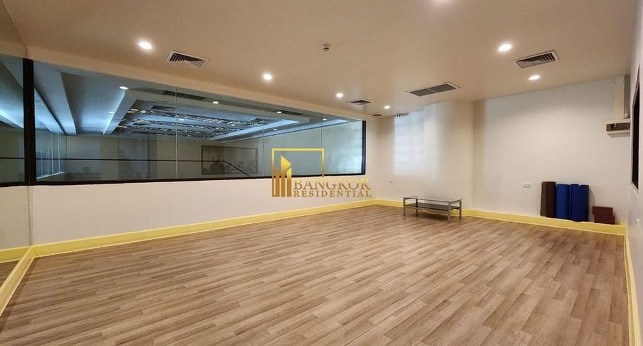 Condo en venta de 4 habitaciones en Khlong Toei, Bangkok