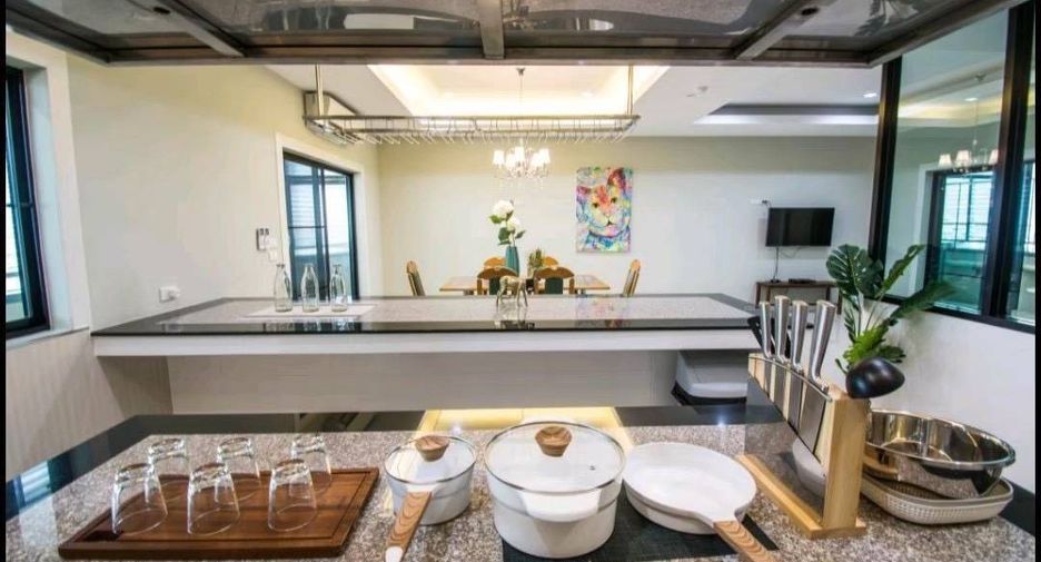 For rent 3 bedrooms condo in Mueang Chiang Mai, Chiang Mai