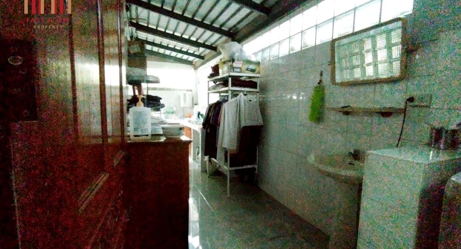 For sale 2 ベッドルーム house in Nong Khaem, Bangkok