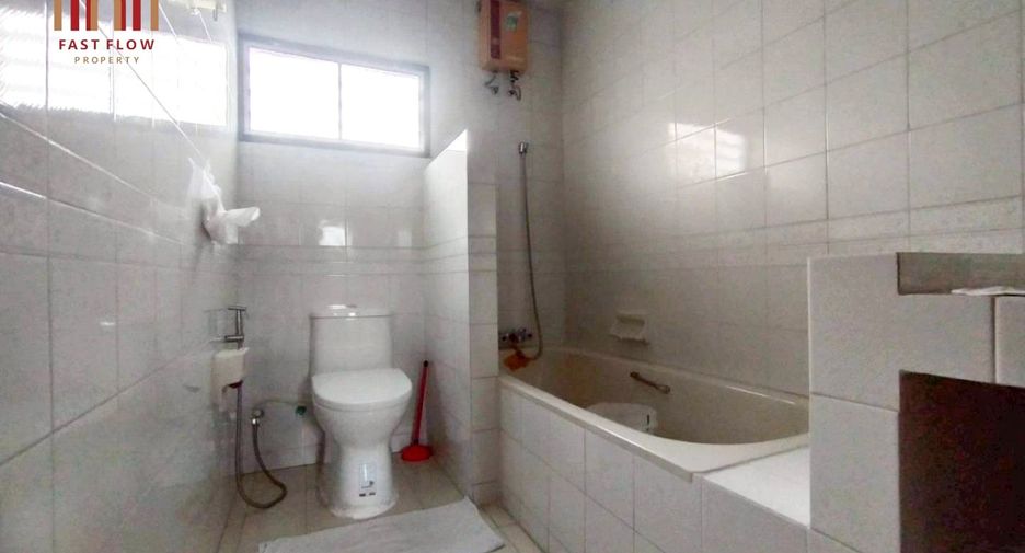 For sale 2 ベッドルーム house in Nong Khaem, Bangkok