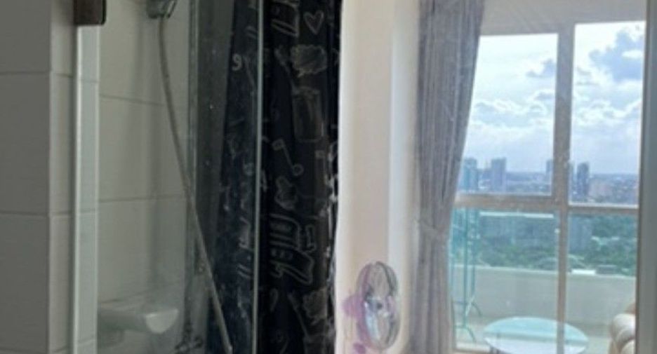 For rent 2 bedrooms condo in Phaya Thai, Bangkok