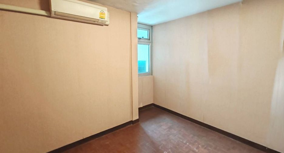 For sale 2 bedrooms condo in Pak Kret, Nonthaburi