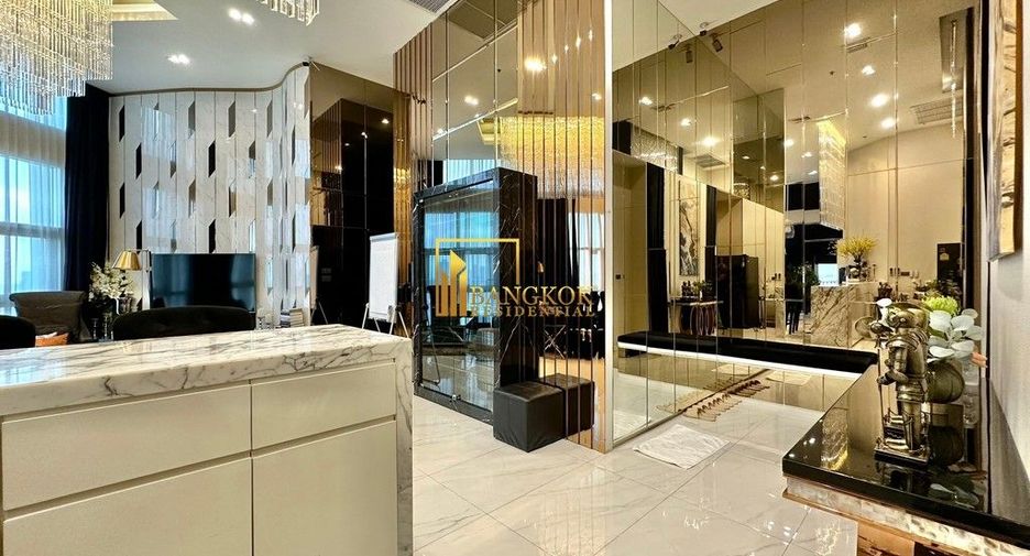 For sale 2 bedrooms condo in Huai Khwang, Bangkok