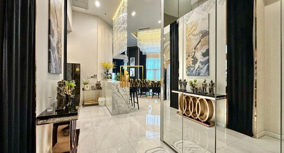 For sale 2 bedrooms condo in Huai Khwang, Bangkok