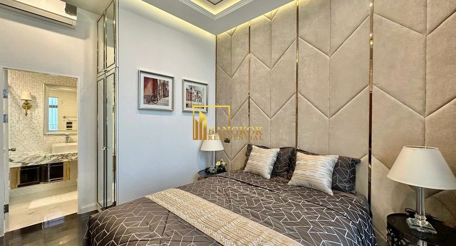 For sale 2 bedrooms condo in Huai Khwang, Bangkok