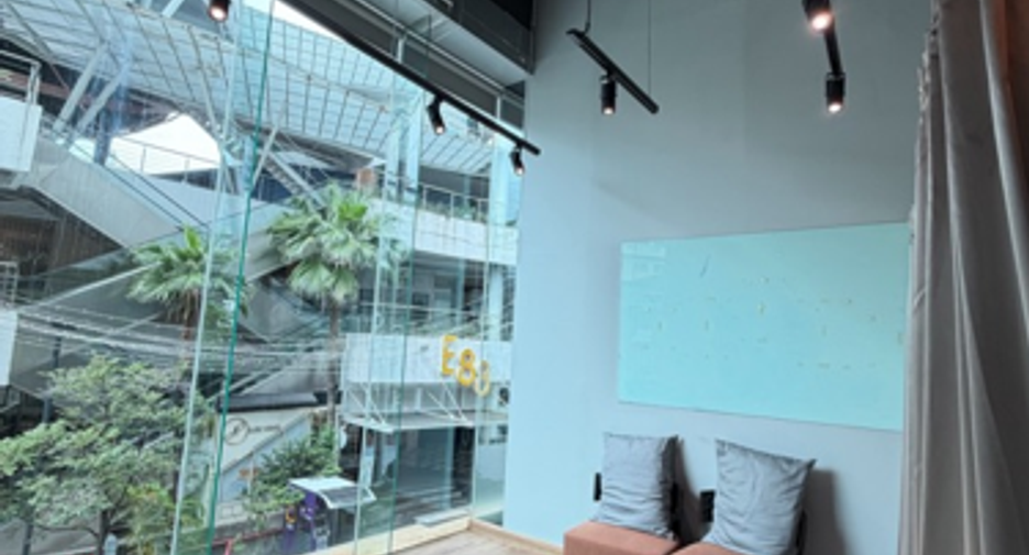 Büro zur Miete in Khlong Toei, Bangkok
