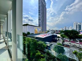For sale 2 bedrooms condo in Watthana, Bangkok
