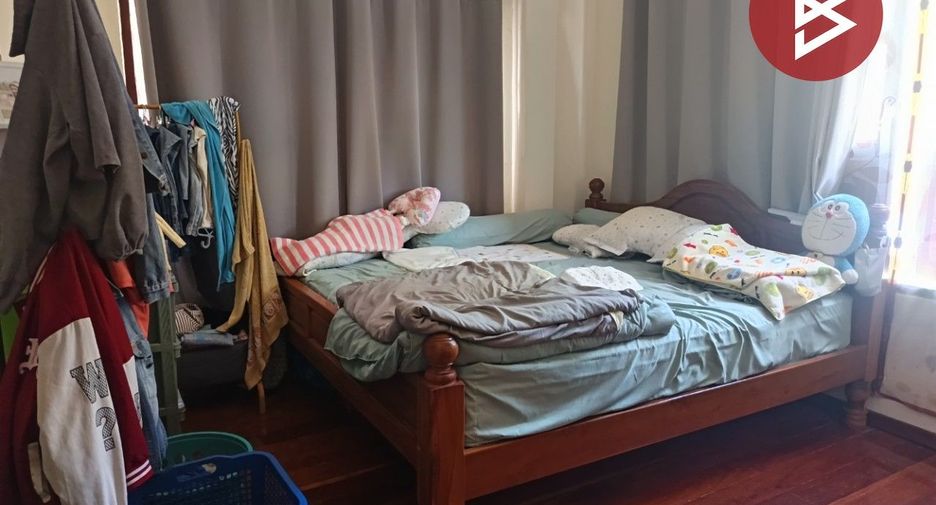 For sale 5 bedrooms house in Mueang Loei, Loei