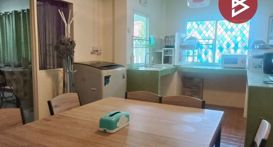 For sale 3 bedrooms townhouse in Don Mueang, Bangkok