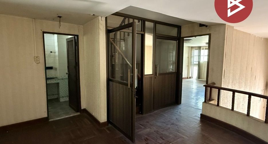 Продажа 4 спальни таунхаус в Ян Наща, Бангкок