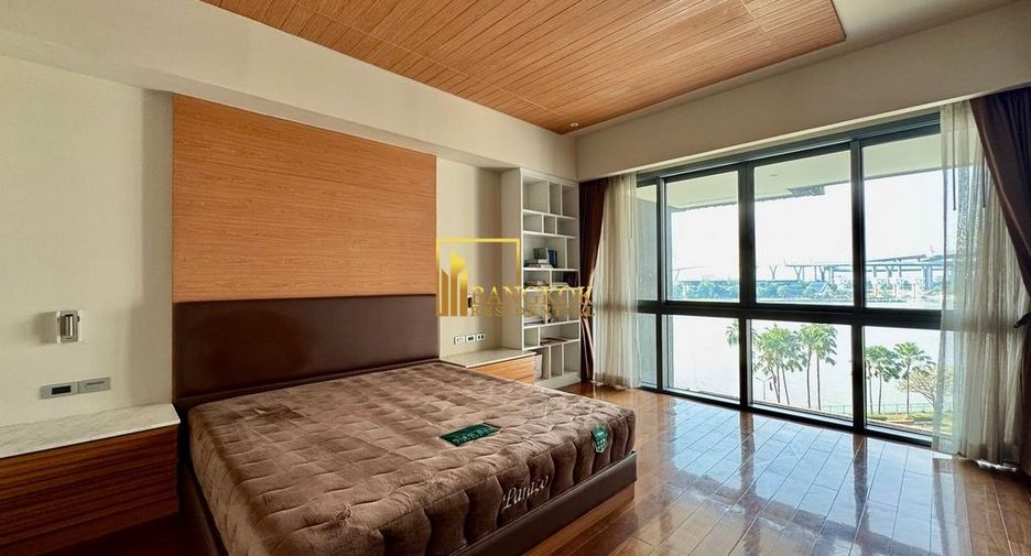 For sale 3 bedrooms condo in Yan Nawa, Bangkok