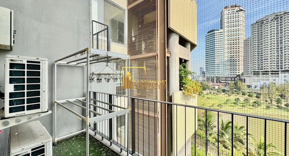For sale 3 bedrooms condo in Yan Nawa, Bangkok