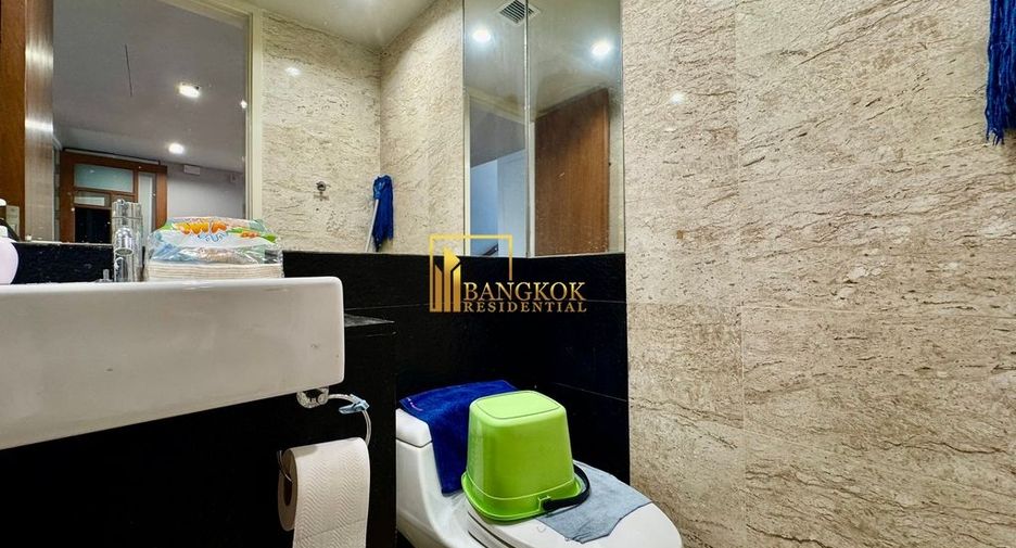 For sale 3 bedrooms condo in Yan Nawa, Bangkok