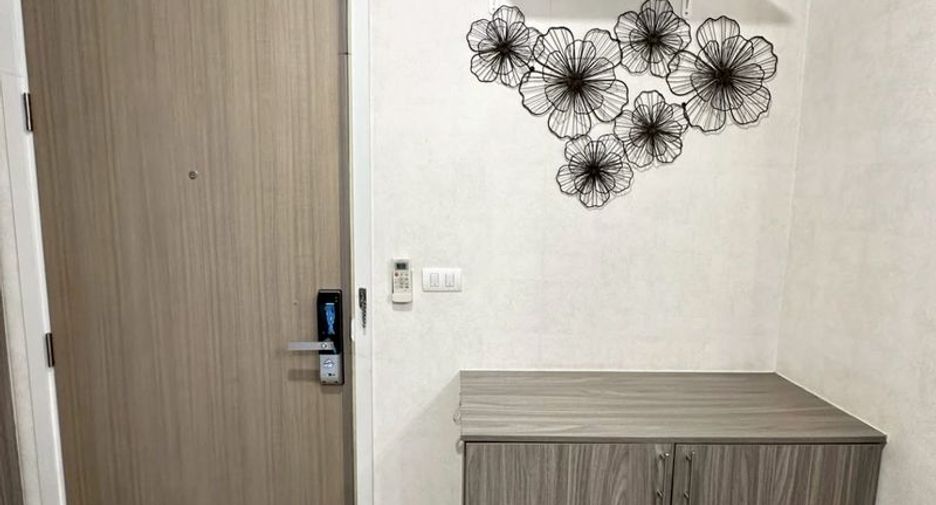For sale 1 bed condo in Si Racha, Chonburi