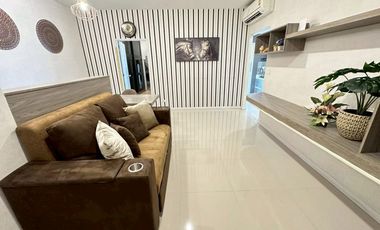 For sale 1 bed condo in Si Racha, Chonburi