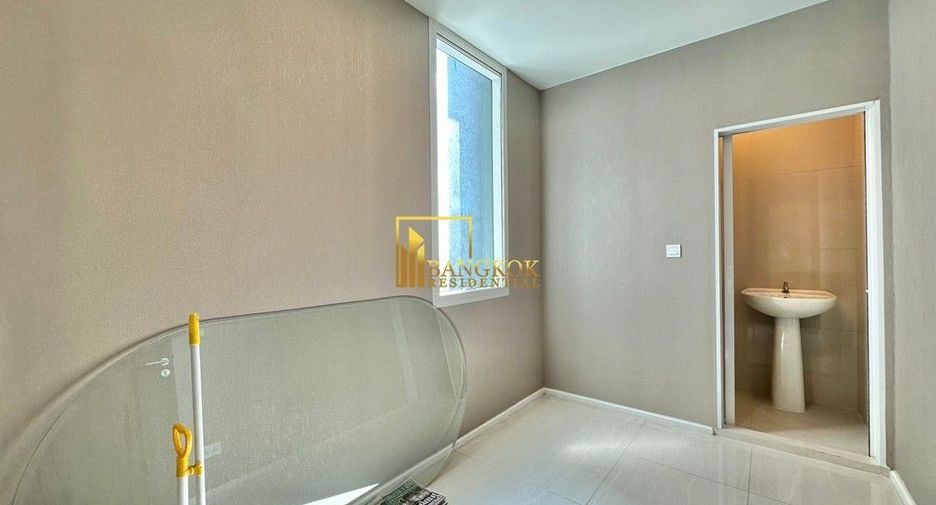 Condo en venta de 3 habitaciones en Bang Kho Laem, Bangkok