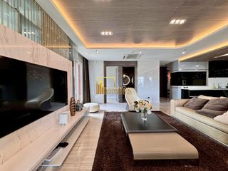Аренда и продажа 3 спальни кондо в Кхлонг Тоеи, Бангкок