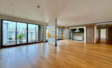 For sale 3 bedrooms condo in Yan Nawa, Bangkok