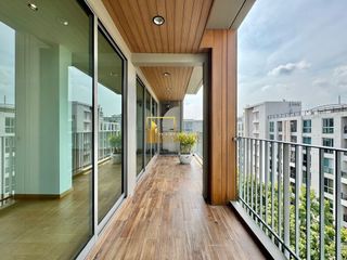 For sale 3 bedrooms condo in Yan Nawa, Bangkok