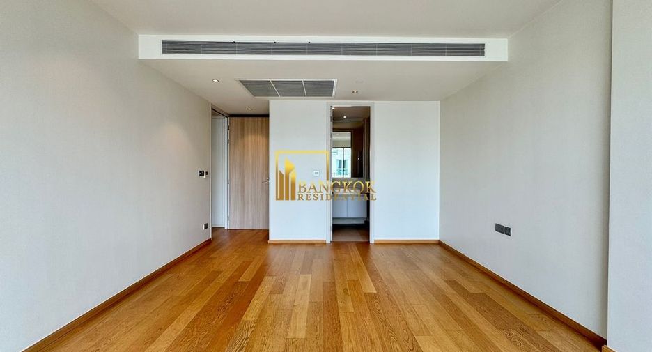 For sale 3 bedrooms condo in Yan Nawa, Bangkok