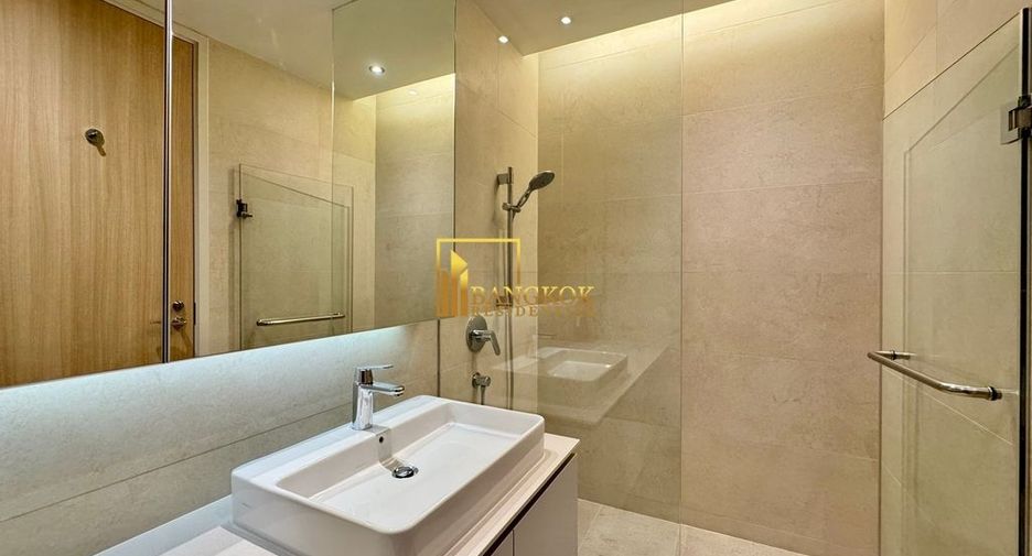 For sale 3 bedrooms condo in Yan Nawa, Bangkok