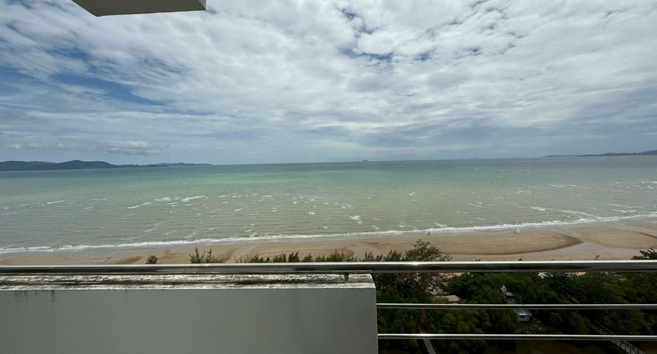 Condo en venta de 3 habitaciones en Sattahip, Chonburi