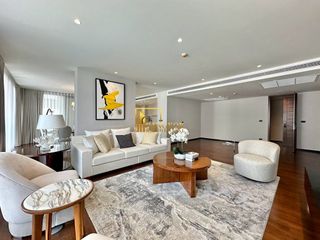 For sale 3 bedrooms condo in Watthana, Bangkok