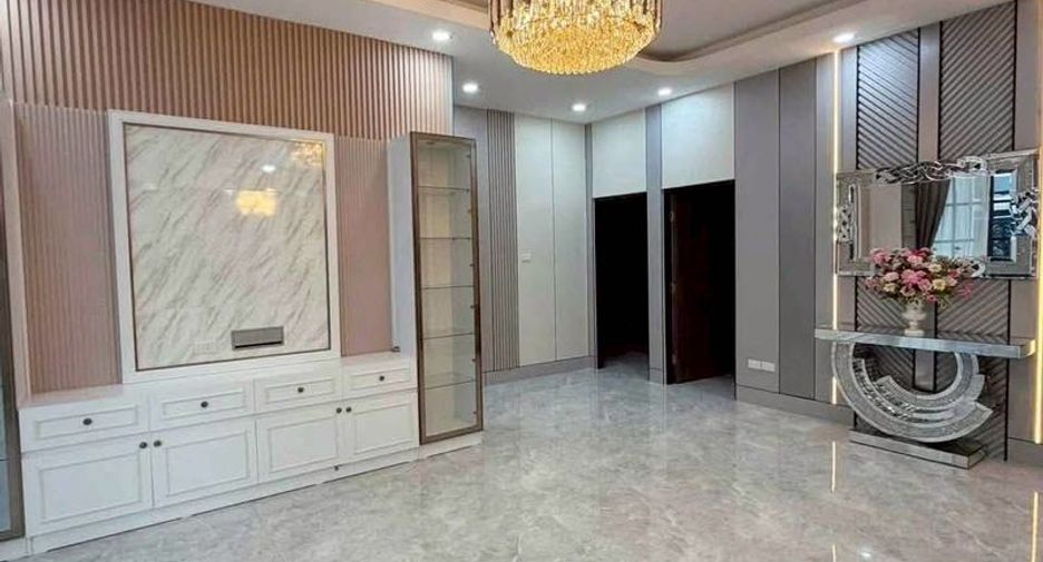 Casa en venta de 3 habitaciones en Bang Lamung, Chonburi