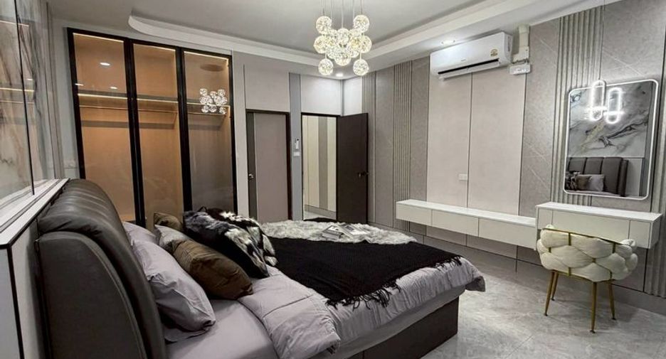 Casa en venta de 3 habitaciones en Bang Lamung, Chonburi